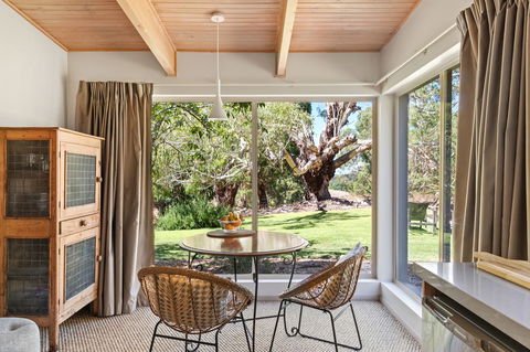 Adelaide Hills Retreats - eAccommodation 22