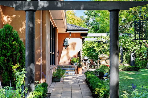 Adelaide Hills Retreats - eAccommodation 43