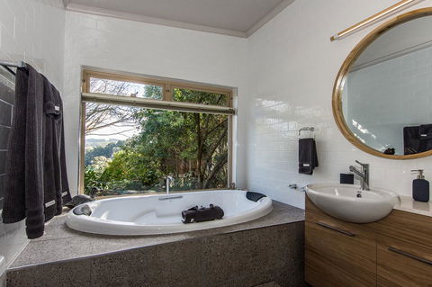 Adelaide Hills Retreats - eAccommodation 44