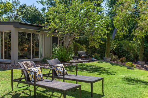 Adelaide Hills Retreats - eAccommodation 26