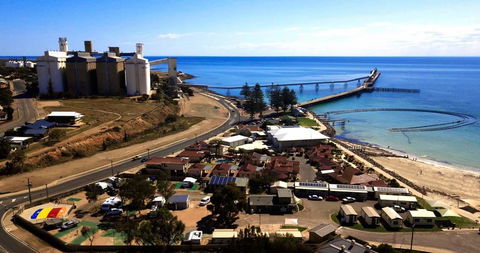 Wallaroo Beachfront Tourist Park - eAccommodation 2