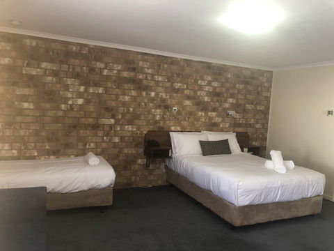 Clare Central - eAccommodation 3