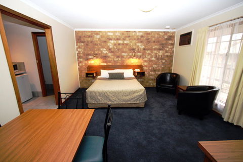 Clare Central - eAccommodation 17