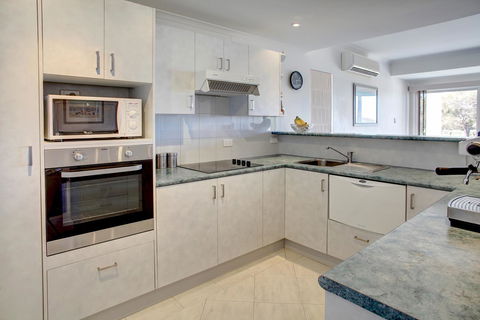 Bay Bliss - eAccommodation 7