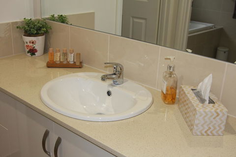 C And C Tanunda - eAccommodation 15