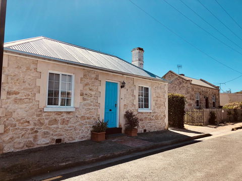 Goolwa Marinerâ€™s Cottage - Free Wifi And Pet Friendly - Centrally Located In Historic Region - eAccommodation 0