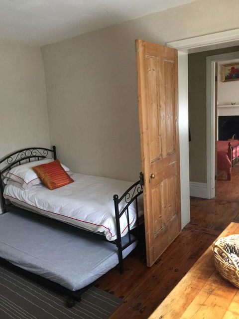 Goolwa Marinerâ€™s Cottage - Free Wifi And Pet Friendly - Centrally Located In Historic Region - eAccommodation 9