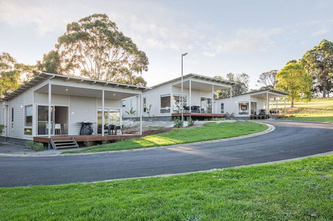 Blue Lake Holiday Park - eAccommodation 12