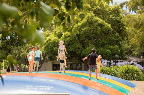 Blue Lake Holiday Park - eAccommodation 5