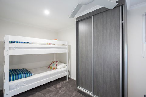 Blue Lake Holiday Park - eAccommodation 28