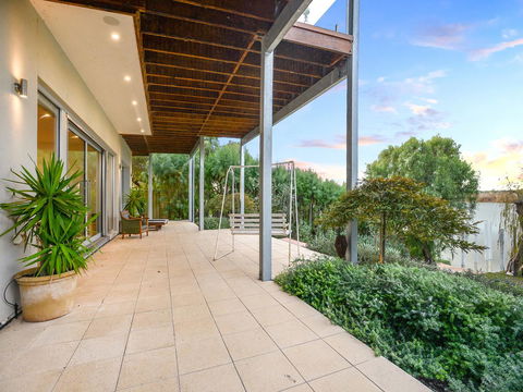 Muse On The Murray - eAccommodation 31