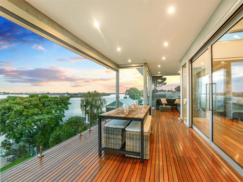 Muse On The Murray - eAccommodation 17