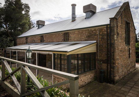 The Rising Sun Hotel - eAccommodation 0