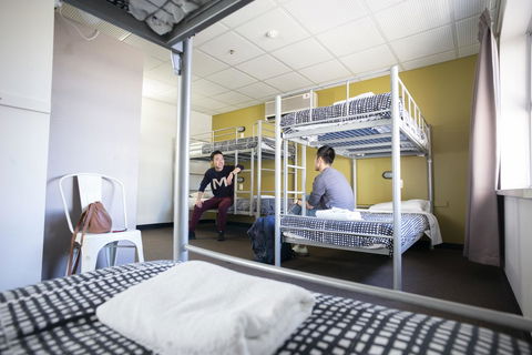 YHA Adelaide Central - eAccommodation 13