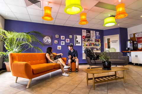 YHA Adelaide Central - eAccommodation 24