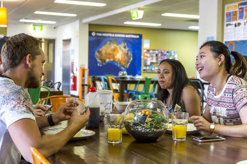 YHA Adelaide Central - eAccommodation 30