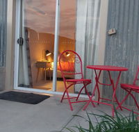 Desert Gum Retreat Gough St - eAccommodation