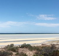 Shangri La Moonta Bay