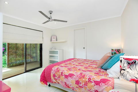 Red Door - eAccommodation 10