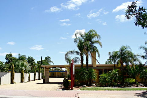 Renmark Motor Inn - eAccommodation 12