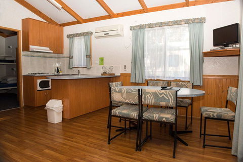 Kalganyi Holiday Park - eAccommodation 23