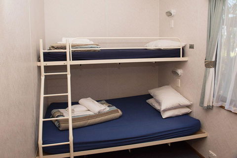 Kalganyi Holiday Park - eAccommodation 21