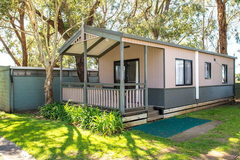 Kalganyi Holiday Park - eAccommodation 24
