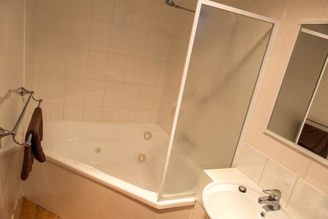 Kalganyi Holiday Park - eAccommodation 2