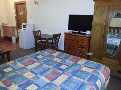 Sonbern Lodge Motel - eAccommodation 23
