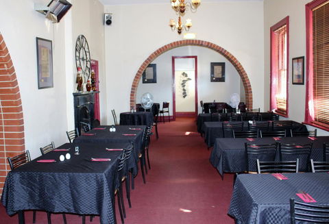 Royal Exchange Hotel - eAccommodation 3