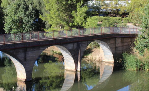 Royal Exchange Hotel - eAccommodation 11