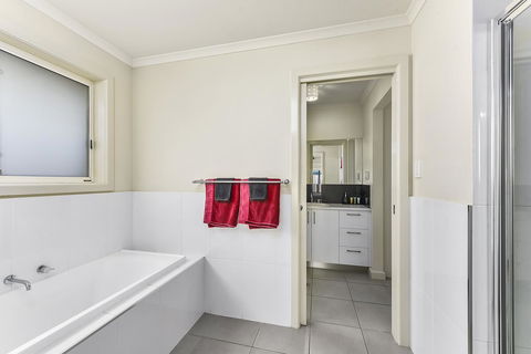 City Fringe Apartment - eAccommodation 8