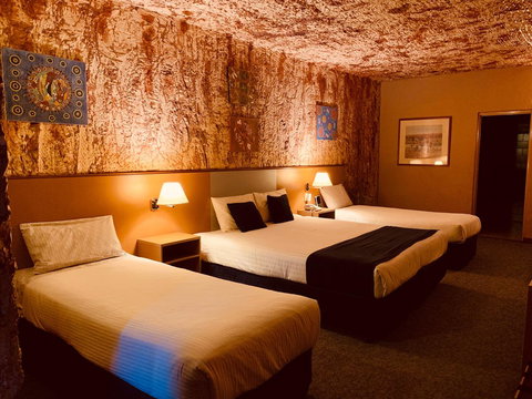 Desert Cave Hotel - eAccommodation 29