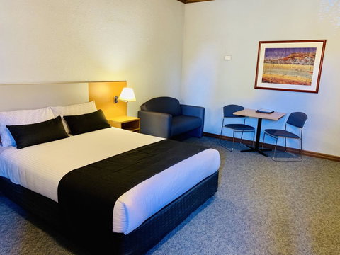 Desert Cave Hotel - eAccommodation 19