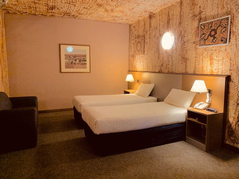 Desert Cave Hotel - eAccommodation 7