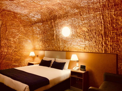 Desert Cave Hotel - eAccommodation 13