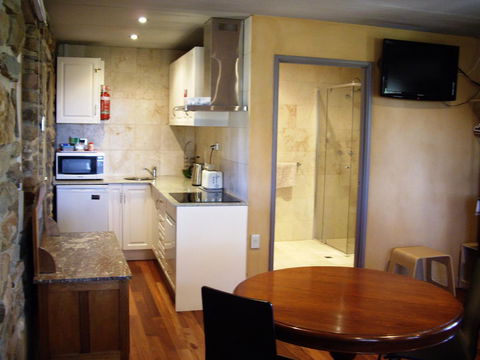 1860 Wine Country Cottages - eAccommodation 9