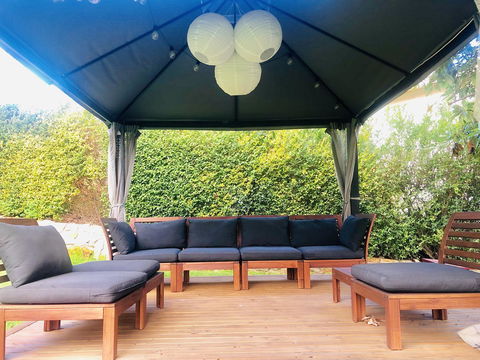 Stunning House With Beautiful Entertainment Area!! - eAccommodation 15