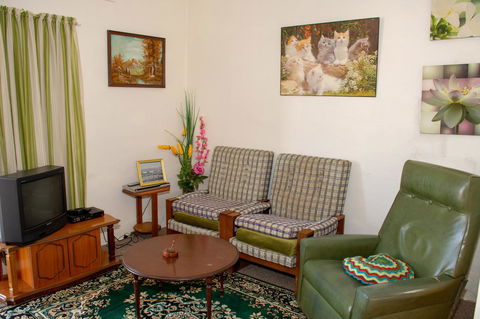 Kimba Units - eAccommodation 19