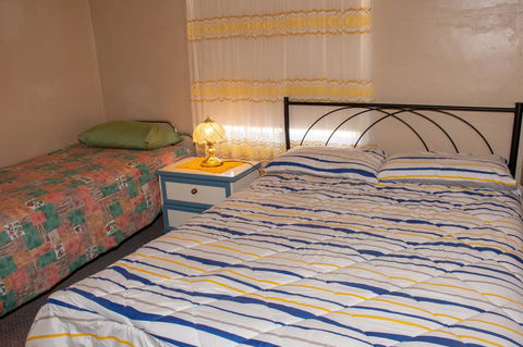 Kimba Units - eAccommodation 13