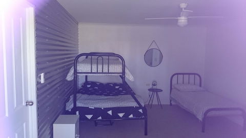 Hilltop Escape - eAccommodation 7