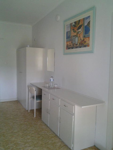Hilltop Escape - eAccommodation 6