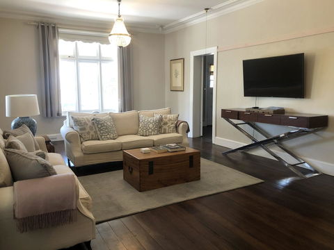 Belmore Cottage - eAccommodation 8