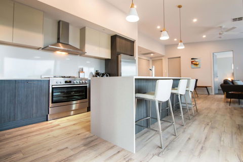 Wellington Lake Retreat - eAccommodation 1