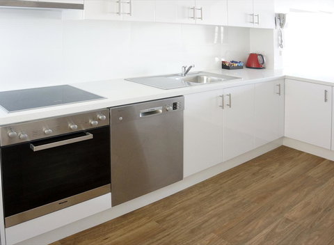 Oceanside 23 - eAccommodation 13