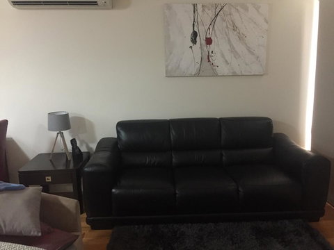 Parklane Apartments - eAccommodation 2