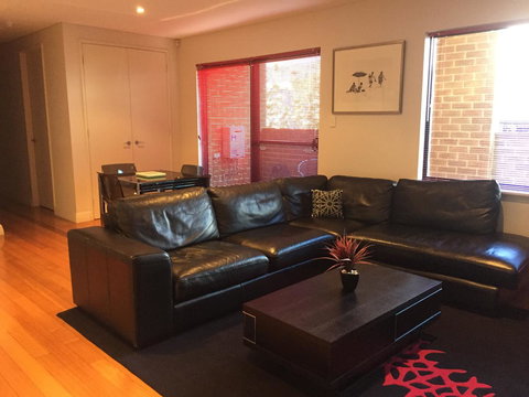 Parklane Apartments - eAccommodation 4