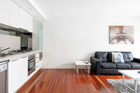 Parklane Apartments - eAccommodation 12