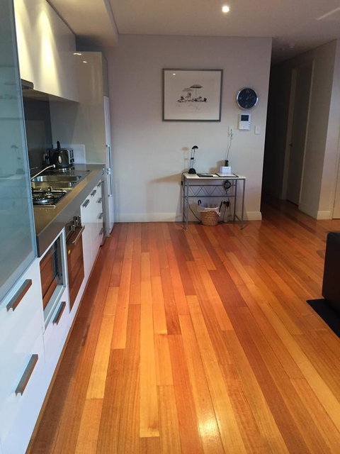 Parklane Apartments - eAccommodation 1