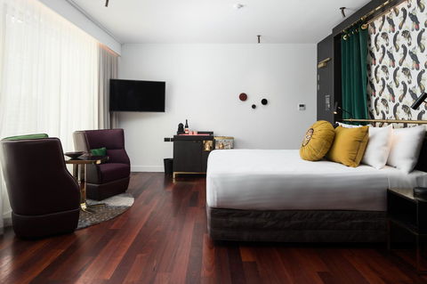 QT Perth - eAccommodation 9